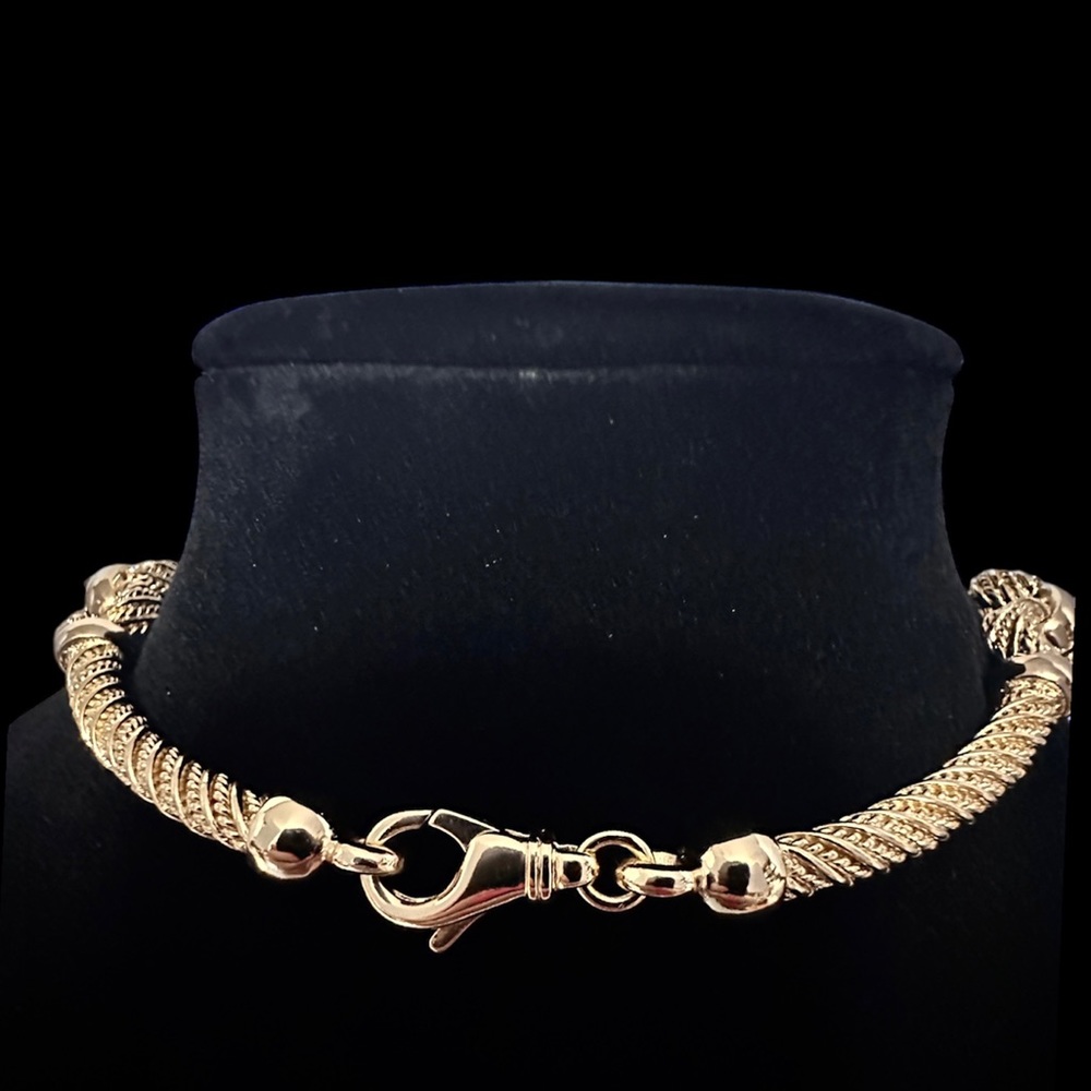 ❌SOLD❌ 💎 Dior Choker Necklace - Picture 3 of 11
